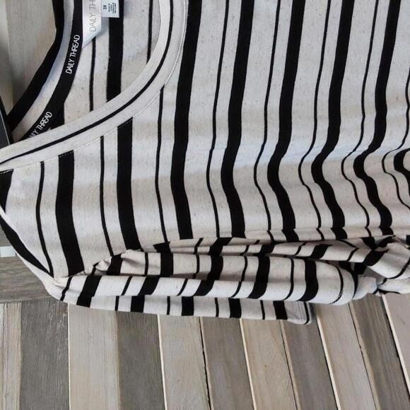 Trendy Striped Casual Tee | Daily Thread | 3x - Picture 2 of 10